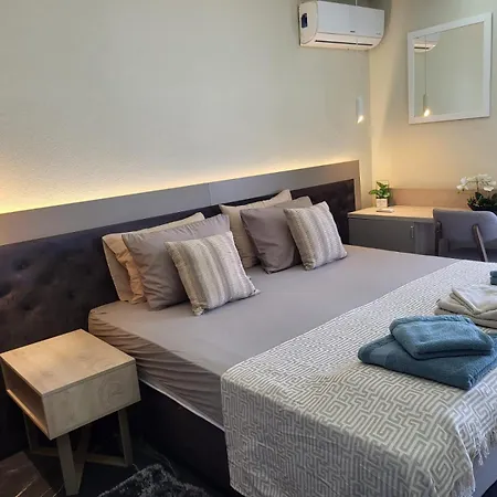 Marlon Brando Sea View 2bedroom דירה *